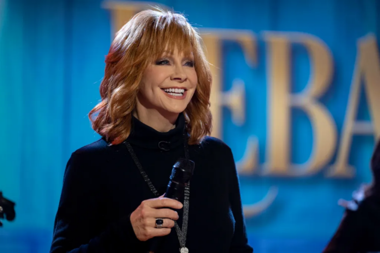 Reba McEntire broke down in tears as she revealed that she almost lost ...